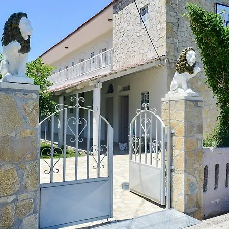 Apartment Dias Paralia Kourna